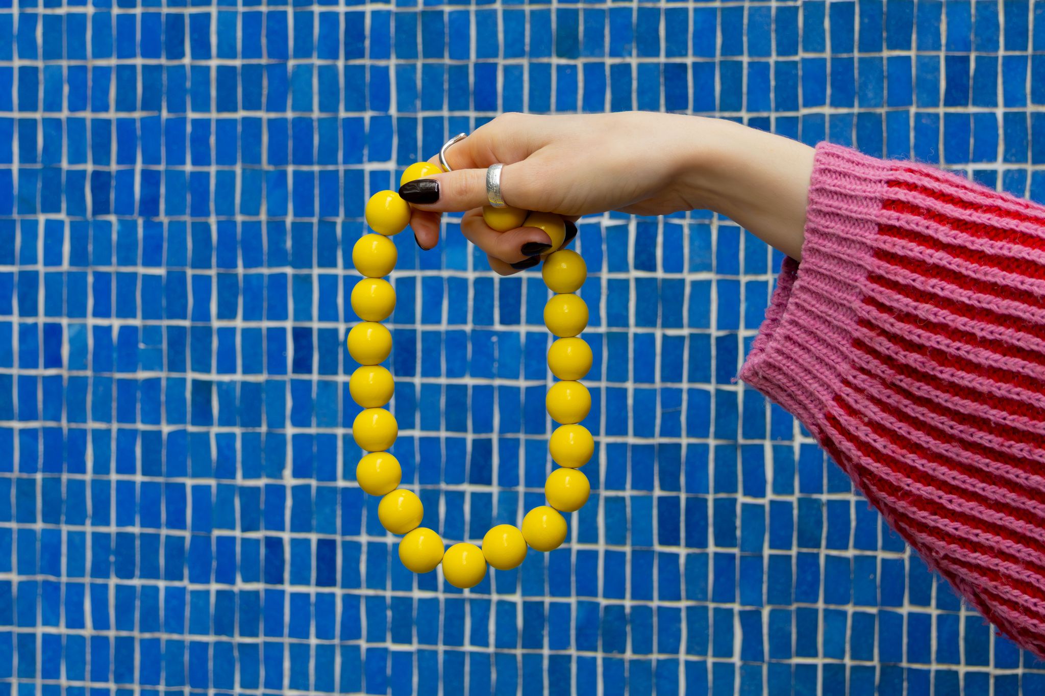 310148_Chunky Wood Necklace_gelb_BM_01.jpg